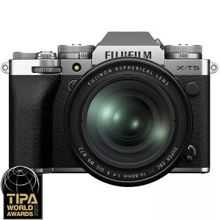 Fujifilm X-T5 + XF16-80mm strieborn