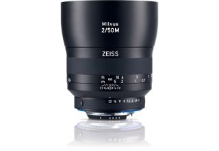 ZEISS Milvus 50mm f/2 T* Makro pre Nikon (3 roky zruka)