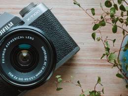 FujiFilm X-T100 recenzia