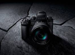 Panasonic LUMIX S5IIX / S5II Panasonic LUMIX S5IIX / S5II