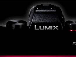 Panasonic Lumix S5 Panasonic Lumix S5