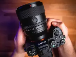 Sony pred�en� z�ruka