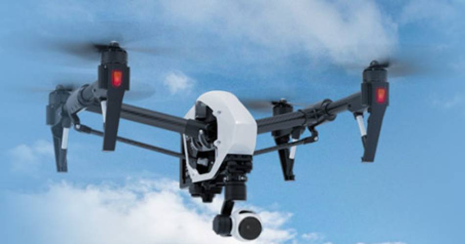 Je potrebné povolenie na lietanie s multikoptérou / dronom ?
