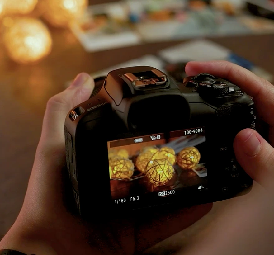 canon eos r100
