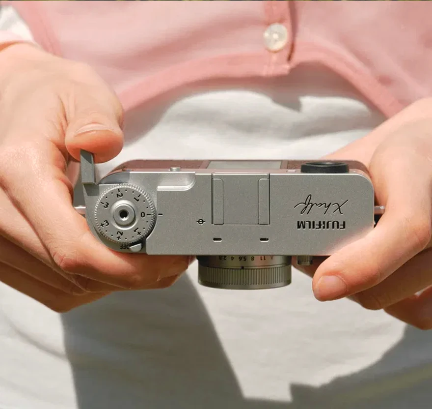 FUJIFILM X half 