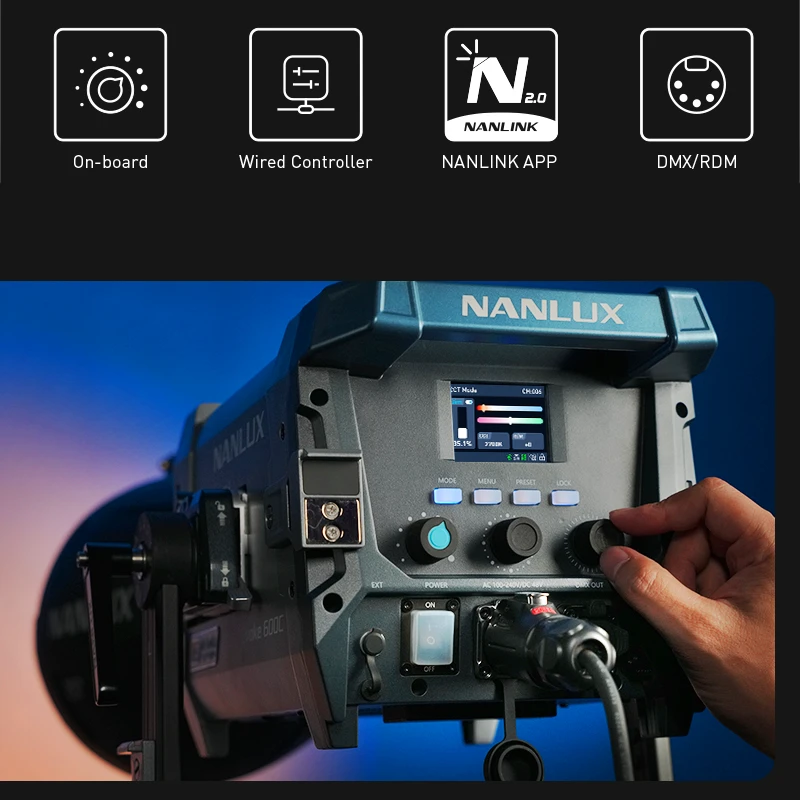 Nanlux Evoke 600C RGB LED svetlo