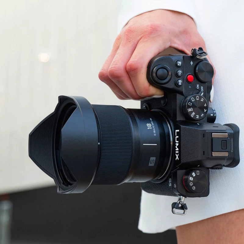 panasonic 18mm f1,8