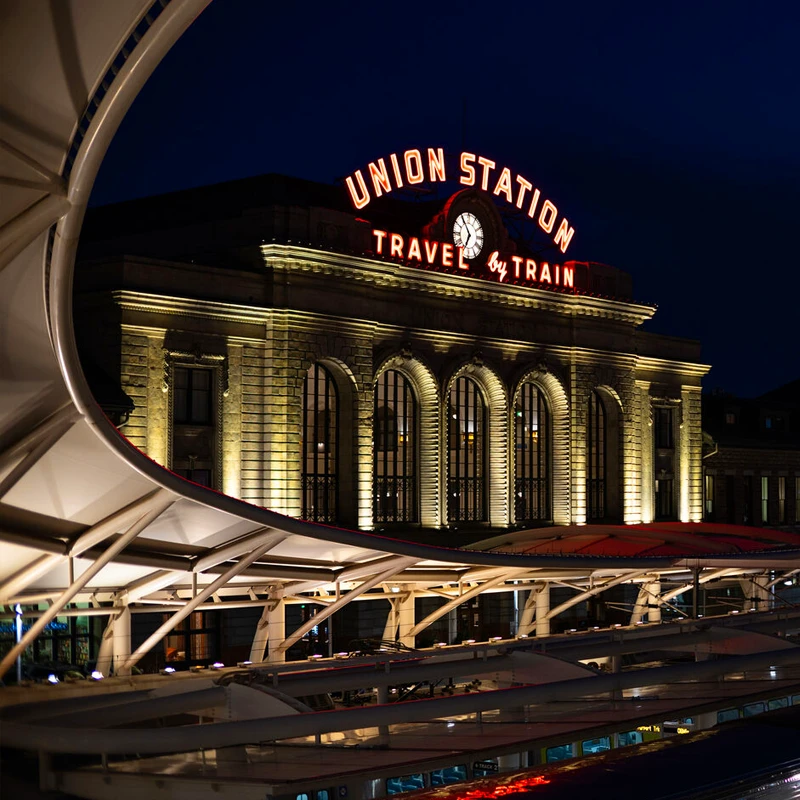 Canon RF 45mm f/1.2 STM