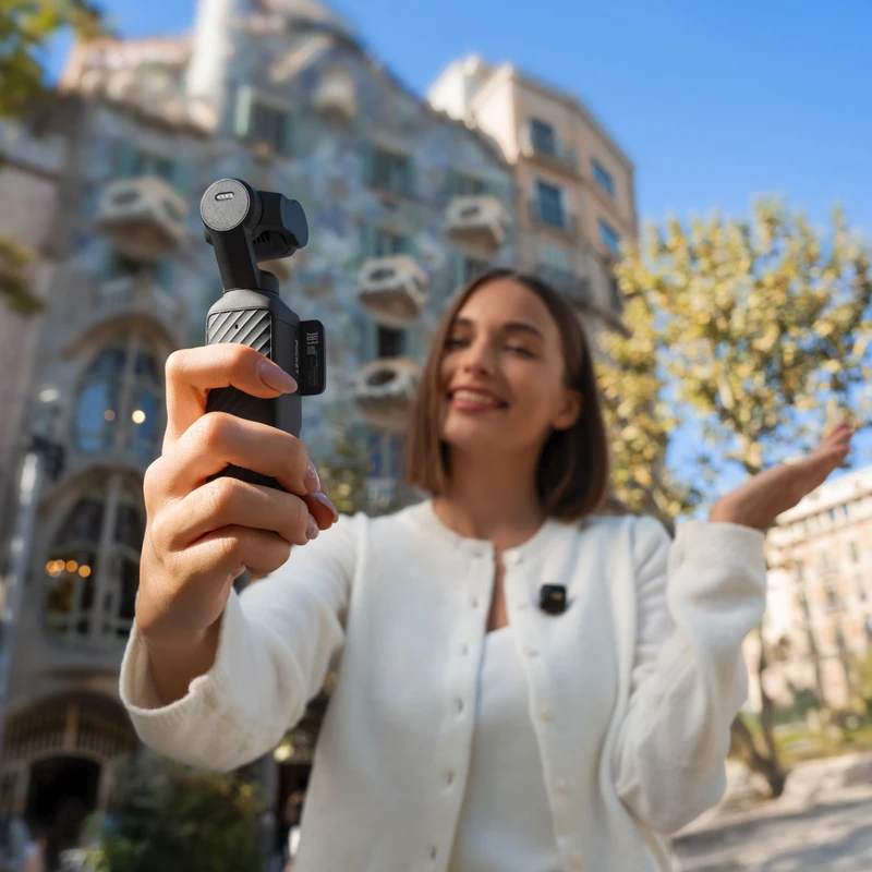 DJI Osmo Pocket 4