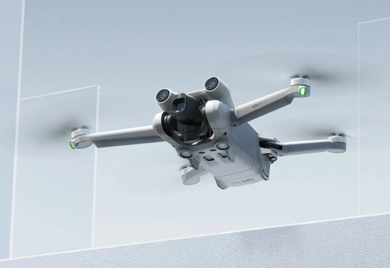 profesionalny dron DJI mini 3 v akcii