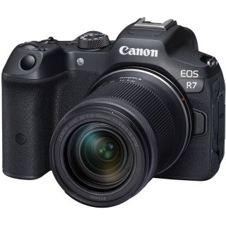 Canon EOS R7 + RF-S 18-150 mm f/3,5-6,3 IS STM