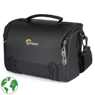 Lowepro Adventura SH 140 III black (25.5 x 14 x 17 cm)