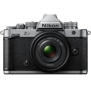 Nikon Z f + 40 SE silver