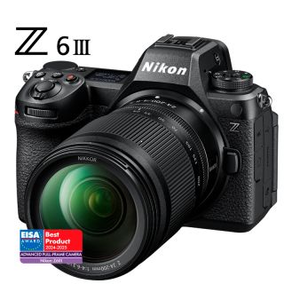 Nikon Z6 III + 24-200mm