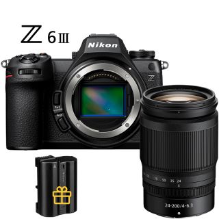 Nikon Z6 III + 24-200mm