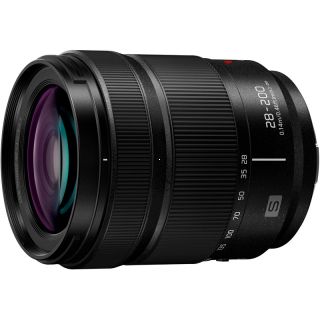 Panasonic Lumix S 28-200mm F4-7.1 Macro OIS.