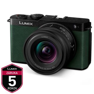 Panasonic Lumix S9 Zelen + S 18-40mm f/4.5-6.3