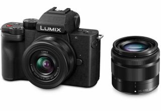 Panasonic LUMIX G100 + 12-32mm + 35-100mm (DC-G100W)
