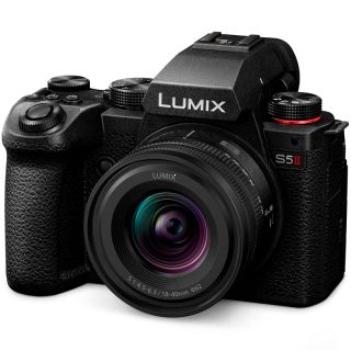PANASONIC LUMIX DC-S5II + 18-40mm