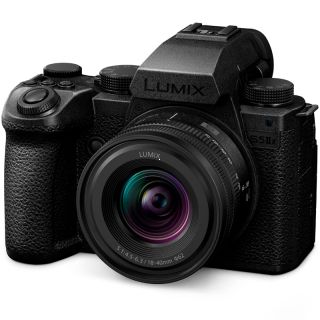 PANASONIC LUMIX DC-S5IIX + 18-40 mm