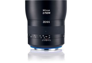 ZEISS Milvus 50mm f/2 T* Makro pre Canon (3 roky zruka)