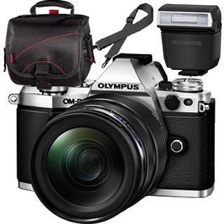 Olympus OM-D E-M5 Mark II silver + ED 12-40mm black + blesk + TAKA Zadarmo !