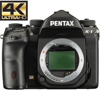 Pentax K-1 black body + diaľkové ovládanie zadarmo