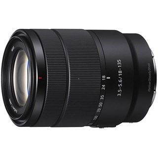 Sony E 18-135mm f/3.5-5.6 OSS